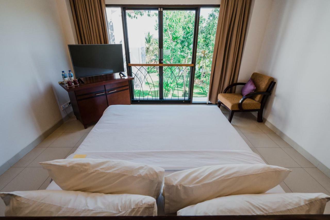 Bintang Flores Hotel Labuan Bajo Exterior foto